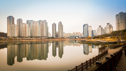 Fototapeta premium reflection of the lake