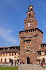 Castello Sforzesco – ceglany zamek w Mediolanie © Grzegorz