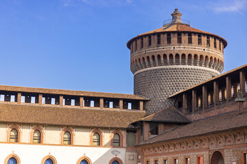 Castello Sforzesco – ceglany zamek w Mediolanie © Grzegorz