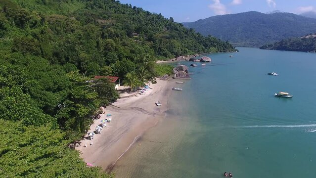 Aerial view of Tapera Beach on Ara&uacute;jo Island - Paraty, Rio de Janeiro, Brazil