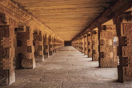 Shri Airavatesvara Temple is a Hindu temple located in Dharasuram, Kumbakonam, Tamil Nadu. It was built by Chola emperor Rajaraja-2. The temple dedicated to Shiva. It is a UNESCO World Heritage Site.	