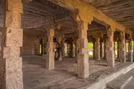 Shiva Temple at Gingee or Senji in Tamil Nadu, India. It lies in Villupuram District, built by the kings of konar dynasty and maintained by Chola dynasty. Archeological survey of india.	