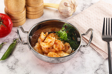 Stir fried prawn in sweet and sour sauce