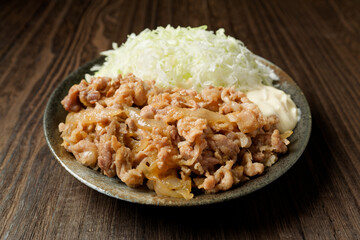 豚肉のしょうが焼き