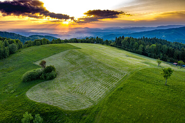 Beskid Sądecki, wiosna, widok z drona © Maciej G. Szling