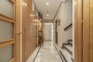 It is also important to ensure good air circulation to keep the space fresh and ventilated