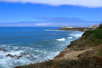 Fototapeta premium Paisagens e vistas da Costa marítima portuguesa com as suas praias e ambiente marítimo