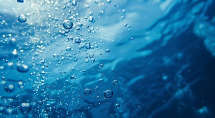 Underwater Bubbles: Close-up View of Ocean Bubbles