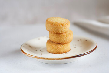 cookies in a plate on the table