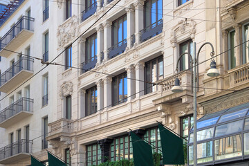 Obraz premium historical buildings in the downtown of milan italy