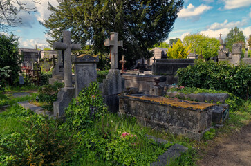 Zone ancienne du cimeti&egrave;re Mis&eacute;ricorde &agrave; Nantes