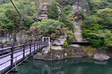 大川ライン塔のへつりの渓谷美