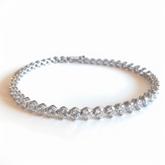 Obraz premium Elegant diamond tennis bracelet isolated on a white background, showcasing sparkling gemstones in a classic design. Perfect for special occasions.