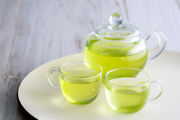 冷たい緑茶　グリーンティー