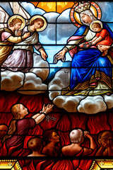 Souls in purgatory fire waiting for the salvation of their souls. Âmes dans le feu du purgatoire...