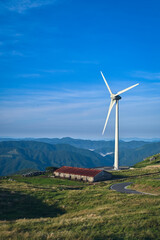 四国カルストの風車