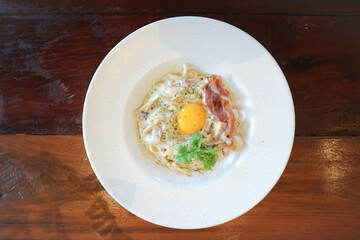pasta carbonara or spaghetti , pasta or spaghetti carbonara