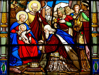 Adoration of the Magi who lay before Infant Jesus gifts of gold, frankincense, and myrrh. Adoration des Mages qui déposent devant l'Enfant Jésus des cadeaux d'or, encens, myrrhe