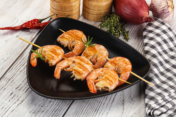 Grilled king prawn skewer snack