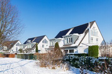Germany,North Rhine Westphalia, Cologne, Modern suburban houses in winter