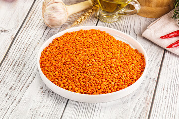 Raw red lentil for cooking