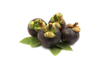 Fototapeta premium Fresh mangosteen and leaves on a white background