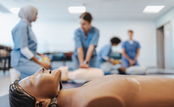 CPR training in medical simulation