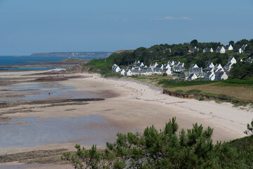 Joli paysage de la côte bretonne depuis le sentier de randonnée GR34 du cap d'Erquy - Bretagne France