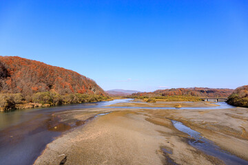 北海道平取町、沙流川と額平川の合流地点【11月】
