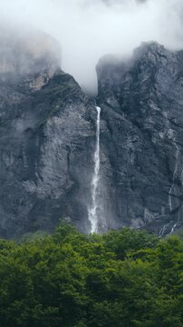 Haute Savoie, Sixt fer &agrave; Cheval, cascade