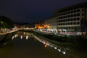 Fototapeta premium Night view of the city of Bilbao