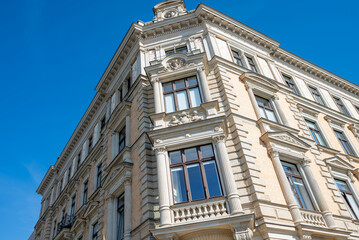 Gründerzeithaus, Altbau, saniert, hochwertig