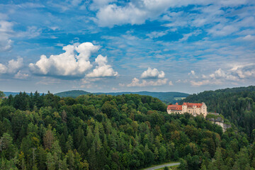 Fototapeta premium Bird's eye view of Rabenstein Castle in the Ailsbach Valley in Franconian Switzerland