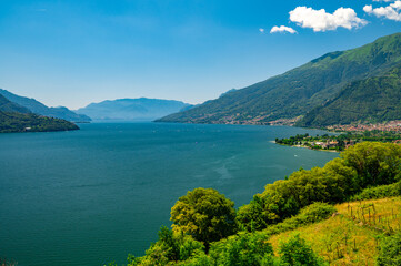 Obraz premium Panorama of the town of Domaso and Lake Como, on a summer day.