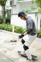 Man playing skateboard