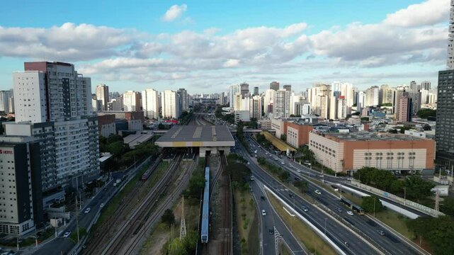 Paisagem Urbana Mooca Tatuap&eacute; Belenzinho Cidade M&atilde;e C&eacute;u Bairros S&atilde;o Paulo Avenida Rua Transito Arquitetura Ruas Hist&oacute;ria Cultura Tradicional Com&eacute;rcio Movimentado Vida Passeio Via Paulista Metr&ocirc; Trem