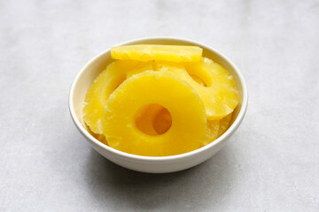 Pineapple fruit, Canned pineapple sliced