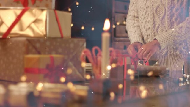 Geschenke f&uuml;r Weihnachten verpacken
