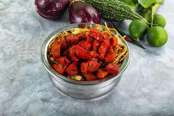 Stir fried noodles with pork