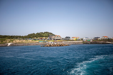 대한민국의 남쪽 끝에 있는 섬인 마라도의 아름다운 풍경이다.