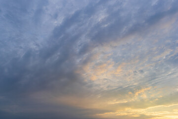 吠える夕焼け