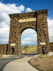 Roosevelt Arch, monumental stone arch built in 1903 at the north entrance to Yellowstone National Park, in Gardiner, Montana, USA