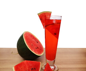 Ripe, juicy, red-fleshed watermelon, cut in half Two more small pieces Placed on a wooden table in front of a glass of cold watermelon juice. white background

ไอคอนยืนยันโดยชุมชน