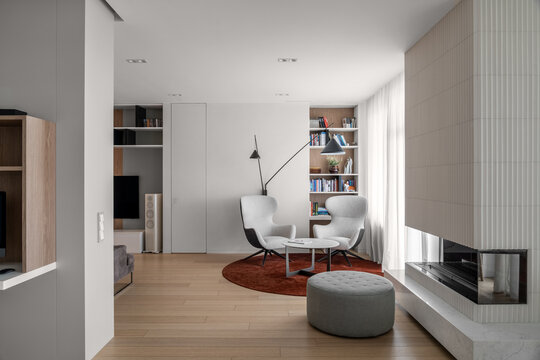 Apartment in contemporary style with white walls