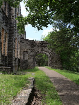 Ha Ha Tonka State Park Castle Ruins in Camdenton