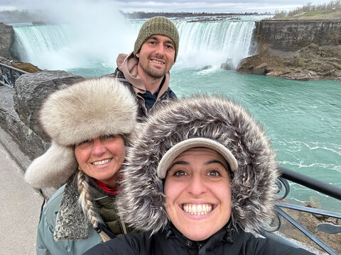 Niagara falls family happy portrait