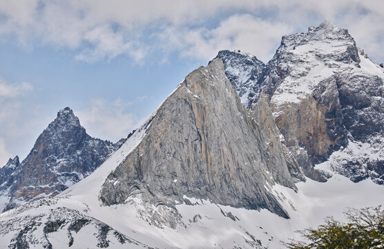 Triangle rock cliff 