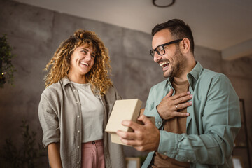 Girlfriend surprise his boyfriend with gift for birthday, anniversary