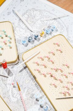 Hobby time art string.