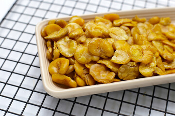 Roasted salted broad beans snack